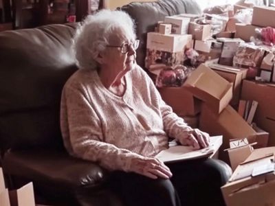 Old Lonely Lady Receives Deliveries from Unknown Person Every Day, the Last Was a New Home – Story of the Day