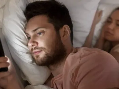 6 signs your husband is in love with ‘other woman’