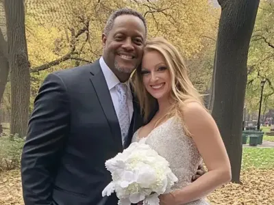 I Married My Father’s Friend – I Was Stunned When I Saw What He Started Doing on Our Wedding Night