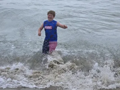 Mom issues warning after 10-year-old son collapses after playing in the ocean