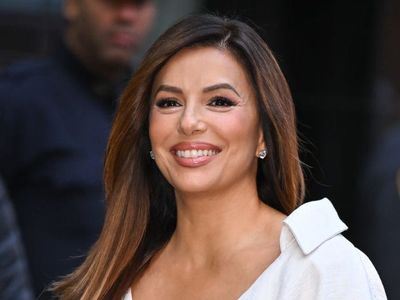 Eva Longoria, 49, Says She's Doing 'Everything' to Age Well ...