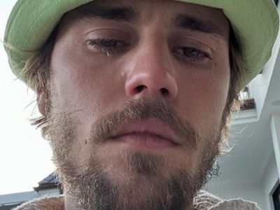 Justin Bieber sparks concern as he shares sad photos on Instagram ...