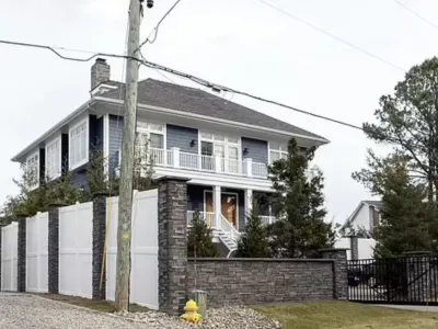 Neighbors Are Furious About Who Is Building A Wall Around His Home For “Security”