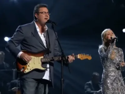 Heartfelt performance leaves country music audience teary-eyed and amazed