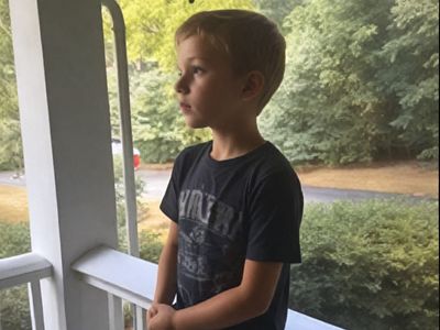 Woman Opens the Door to See a Little Boy Claiming to Be Her Son – ‘Look at My Hand,’ He Says