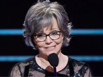 Sally Field responds to critics who called her “ugly”