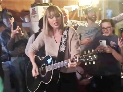 Taylor Swift Surprises 96-Year-Old WWII Veteran & Superfan For Christmas