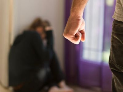 Sie dachte, es sei Liebe, aber ihr Ex zeichnet sie für immer